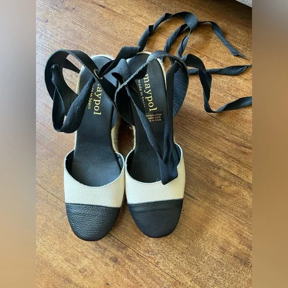 MAYPOL Made in Spain leather Wedge Espadrille Sandals Sz 9 M / 40 Black/Cream - Picture 1 of 4